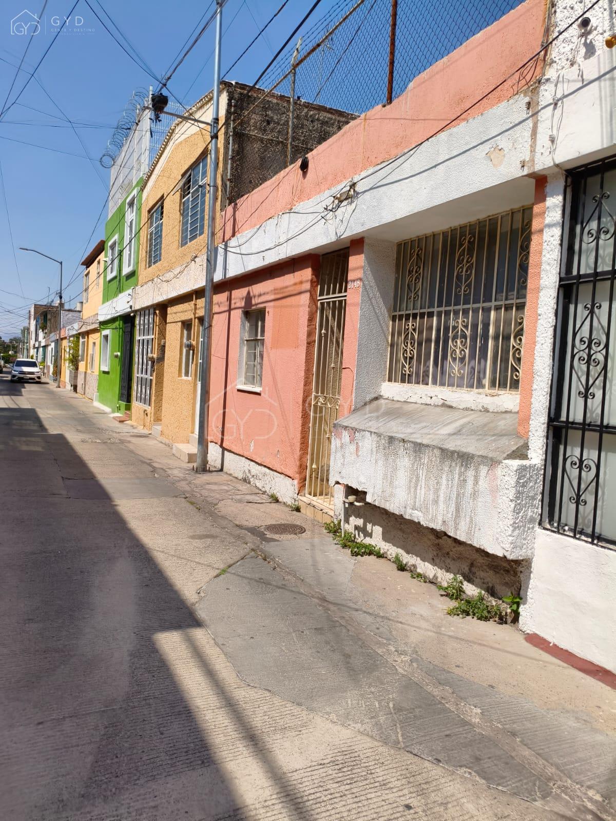 Calla páscal casi esquina fidel velasquez